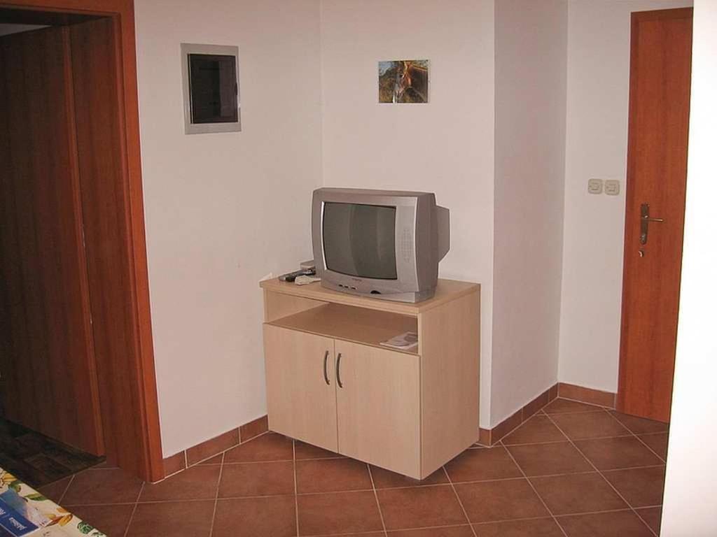 Apartments Krusvina Lun (Pag) Quarto foto