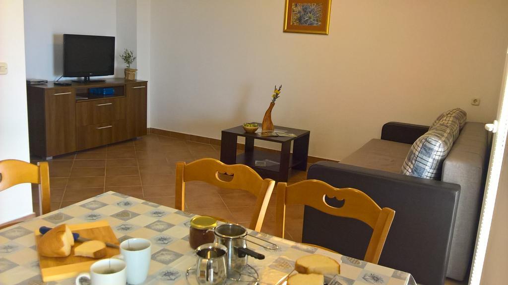 Apartments Krusvina Lun (Pag) Exterior foto